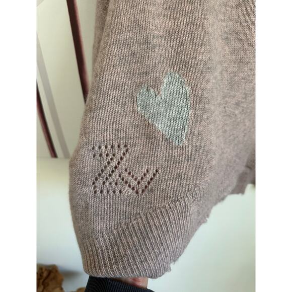 Zadig & Voltaire Marcus Heart Destroyed Pink Cashmere Sweater Small NWT - Picture 7 of 10